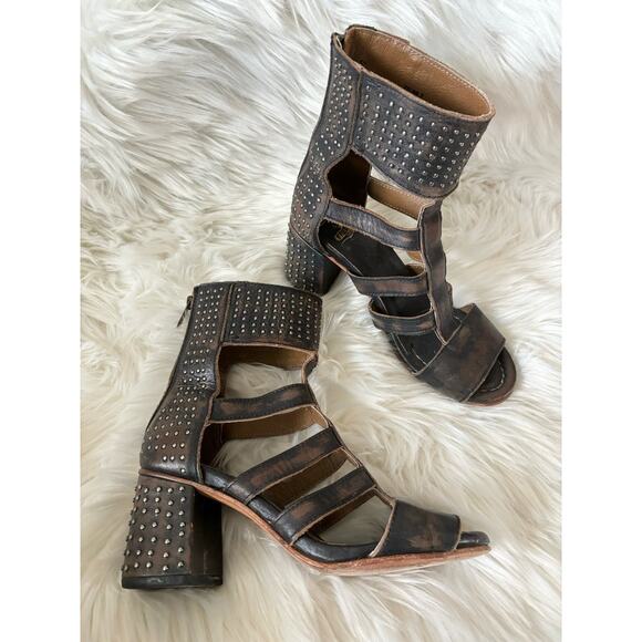 FREEBIRD BY STEVEN Zelda Studded Leather Sandals 7 - Picture 2 of 12